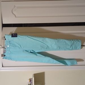 Crown and Ivy NWT Size 6 High Rise Skinny Crop Foamy Aqua